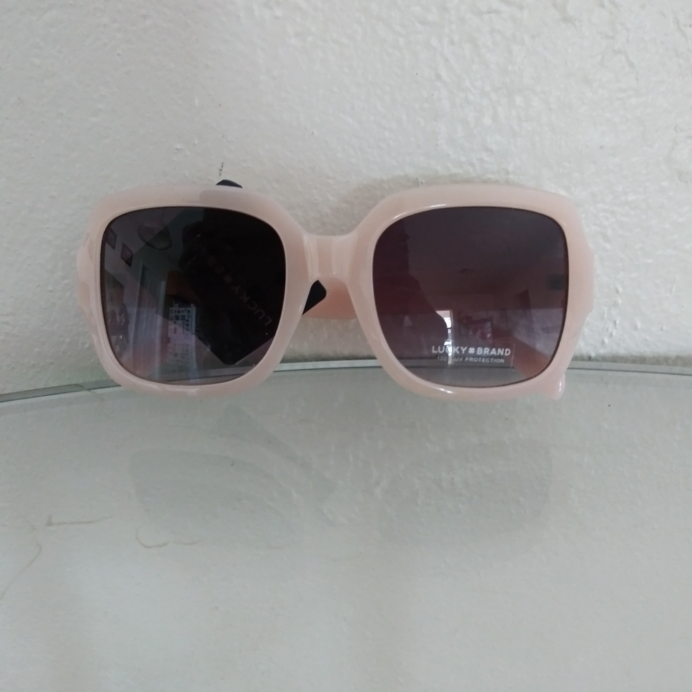 NWT LUCKY BRAND SUNGLASSES EYEWEAR ACCESSORY - Picture 5 of 5